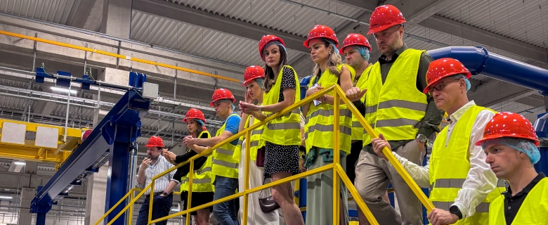 Factory tour at LINKIN during the event